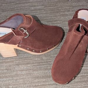 Steve Madden Brown Suede Clog Mules